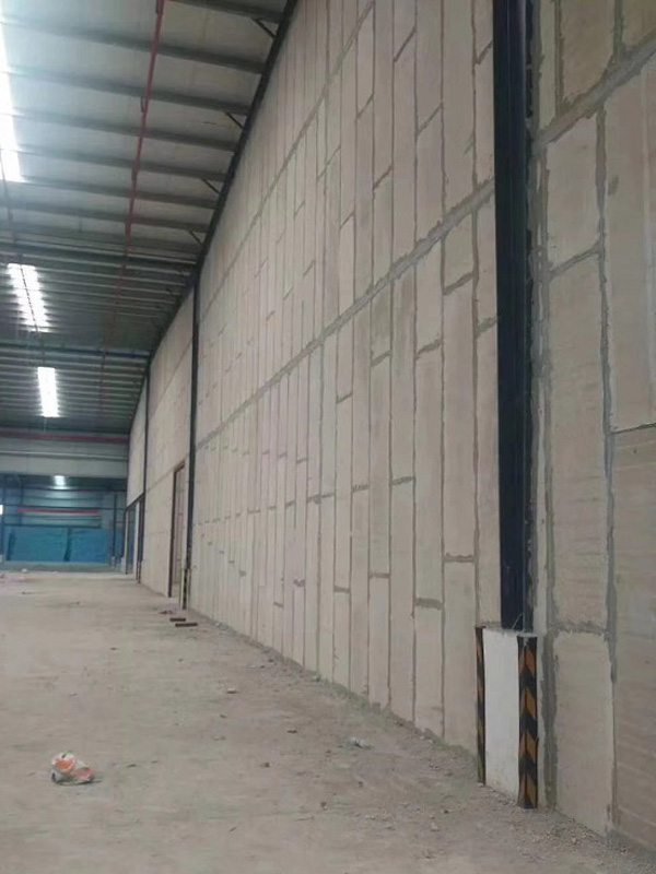 輕質(zhì)復(fù)合墻板